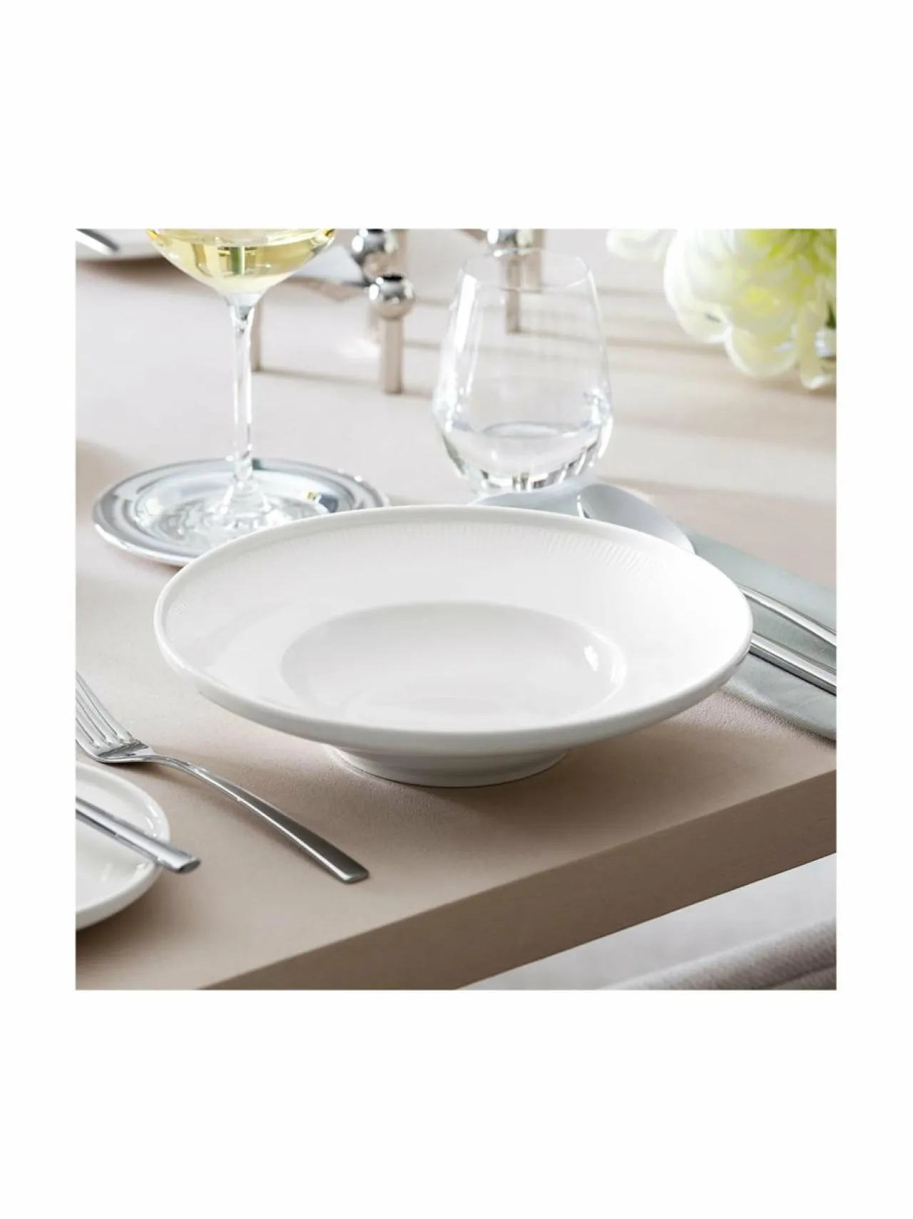 Lautaset & Kulhot|Villeroy & Boch Afina- syvä posliinilautanen 25 cm VALKOINEN