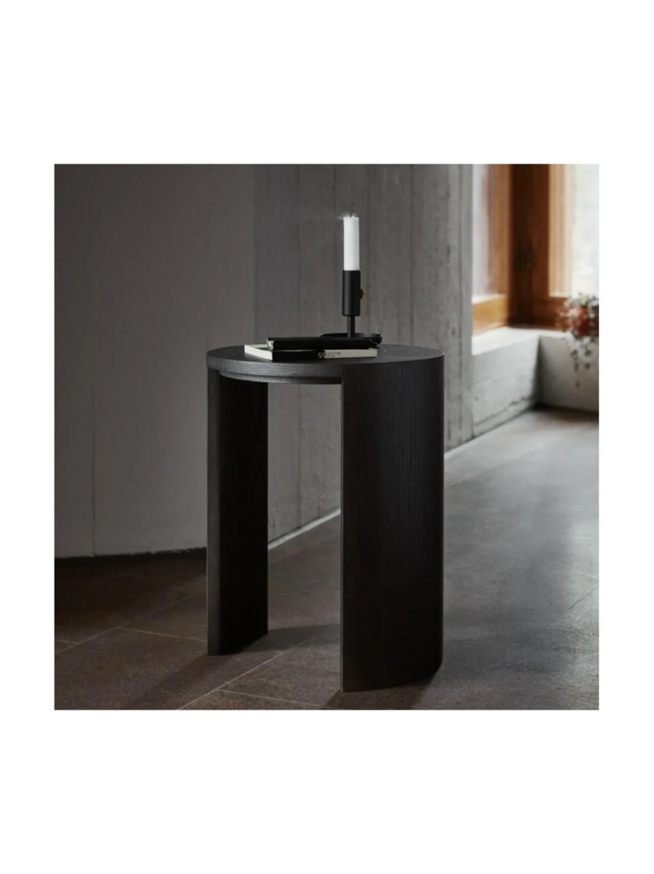 Tuolit & Jakkarat|Made by Choice Airisto sivupöytä, jakkara BLACK STAINED