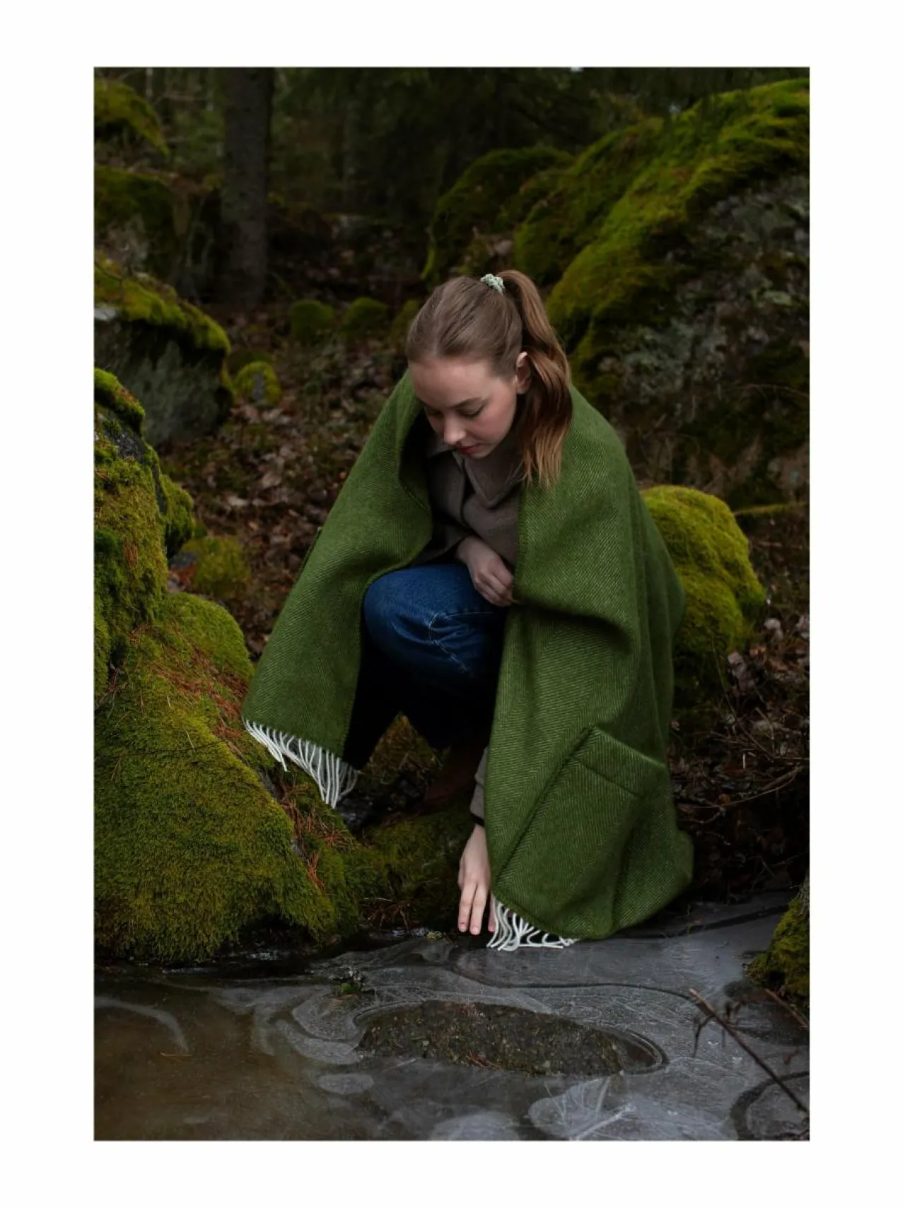 Huovat & Päiväpeitot|Lapuan Kankurit Arvo-taskullinen villahuopa 60 x 180 cm 4 WHITE-OLIVE