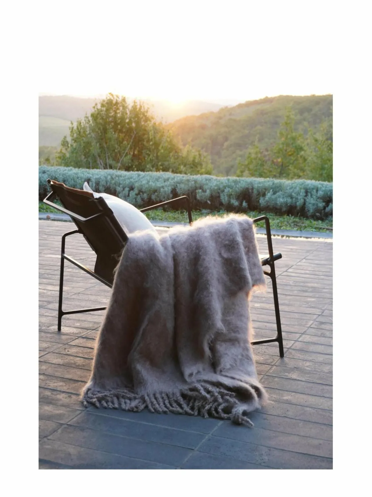 Huovat & Päiväpeitot|Balmuir Aurora-mohairhuopa 115 x 180 cm 112 FROSTY GREY