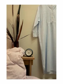 Peilit, Kellot & Kehykset|Arne Jacobsen Bankers Table -pöytäkello DARK GREY