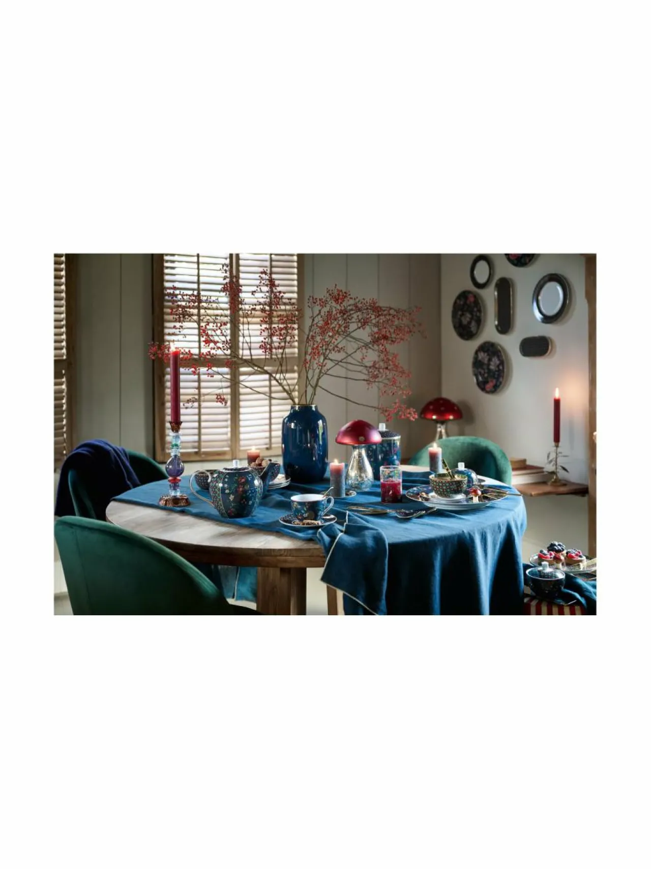 Mukit & Kupit & Asetit|PIP Studio Berry s Large -posliinimuki 350 ml BLUE