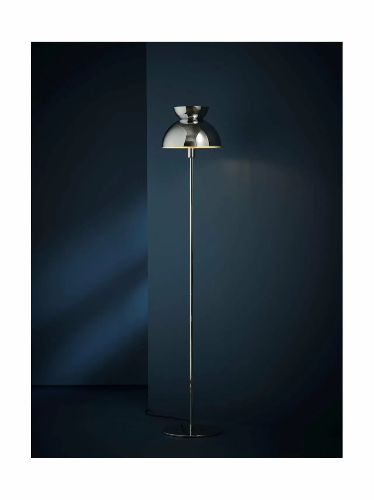 Lattiavalaisimet|Frandsen Butterfly-lattiavalaisin CHROME