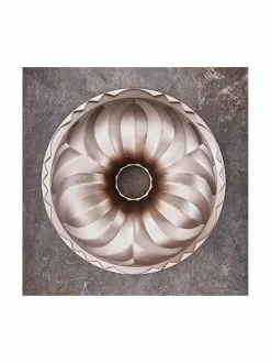 Leivonta|Birkmann Contoura Crown Cake Tin -kakkuvuoka GOLD