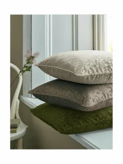 Sisustustyynyt|William Morris At Home Cushion Strawberry Thief Embossed -sisustustyyny 50 x 50 cm 33 EMBOSSED OLIVE