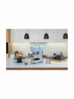 Kahvin- & Vedenkeittimet|Smeg ECF02-espressokone PASTEL BLUE