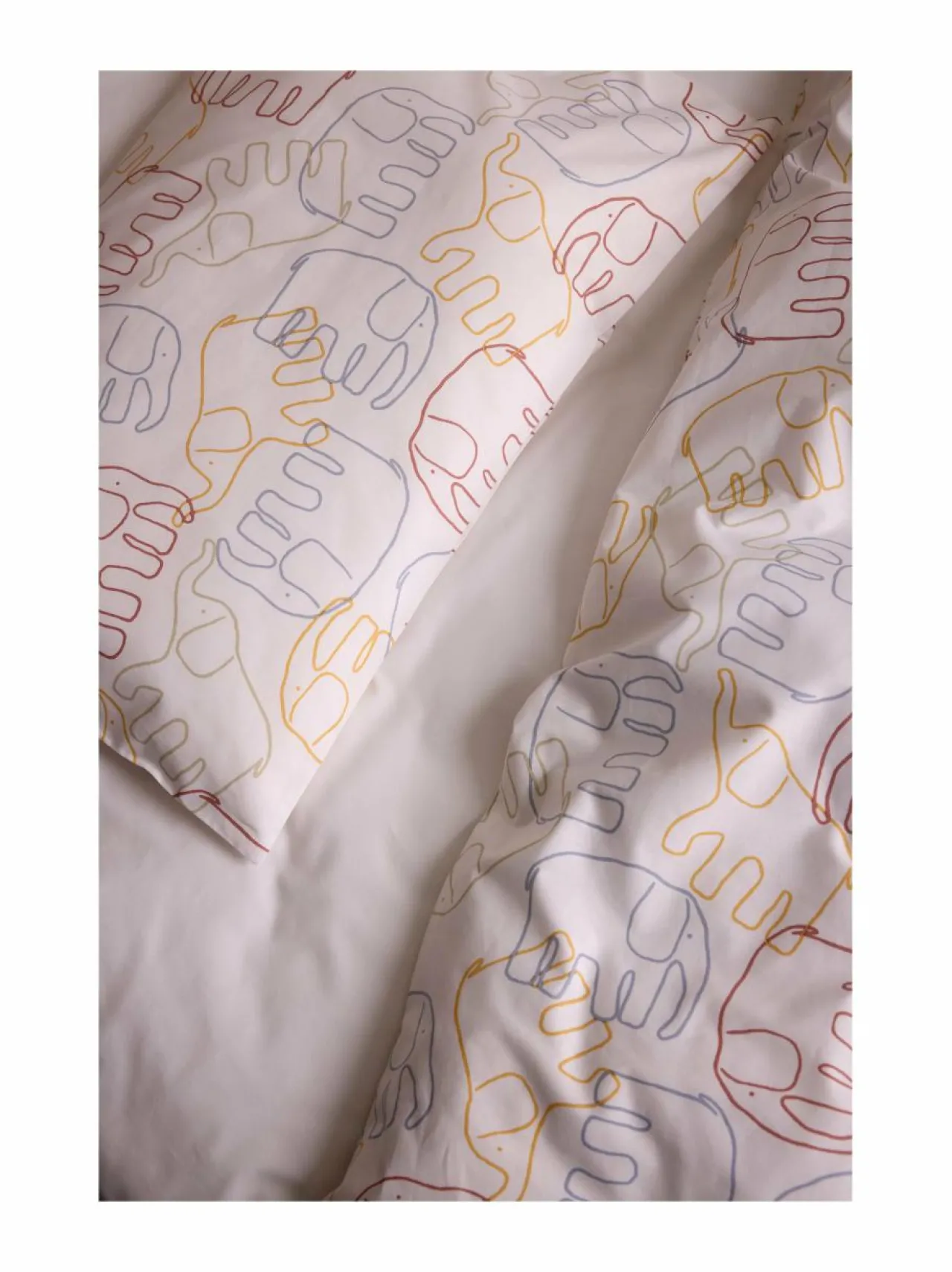 Liinavaatteet|Finlayson Elefantti Villi -vauvan pussilakanasetti 85 x 125 + 40 x 60 cm MULTI