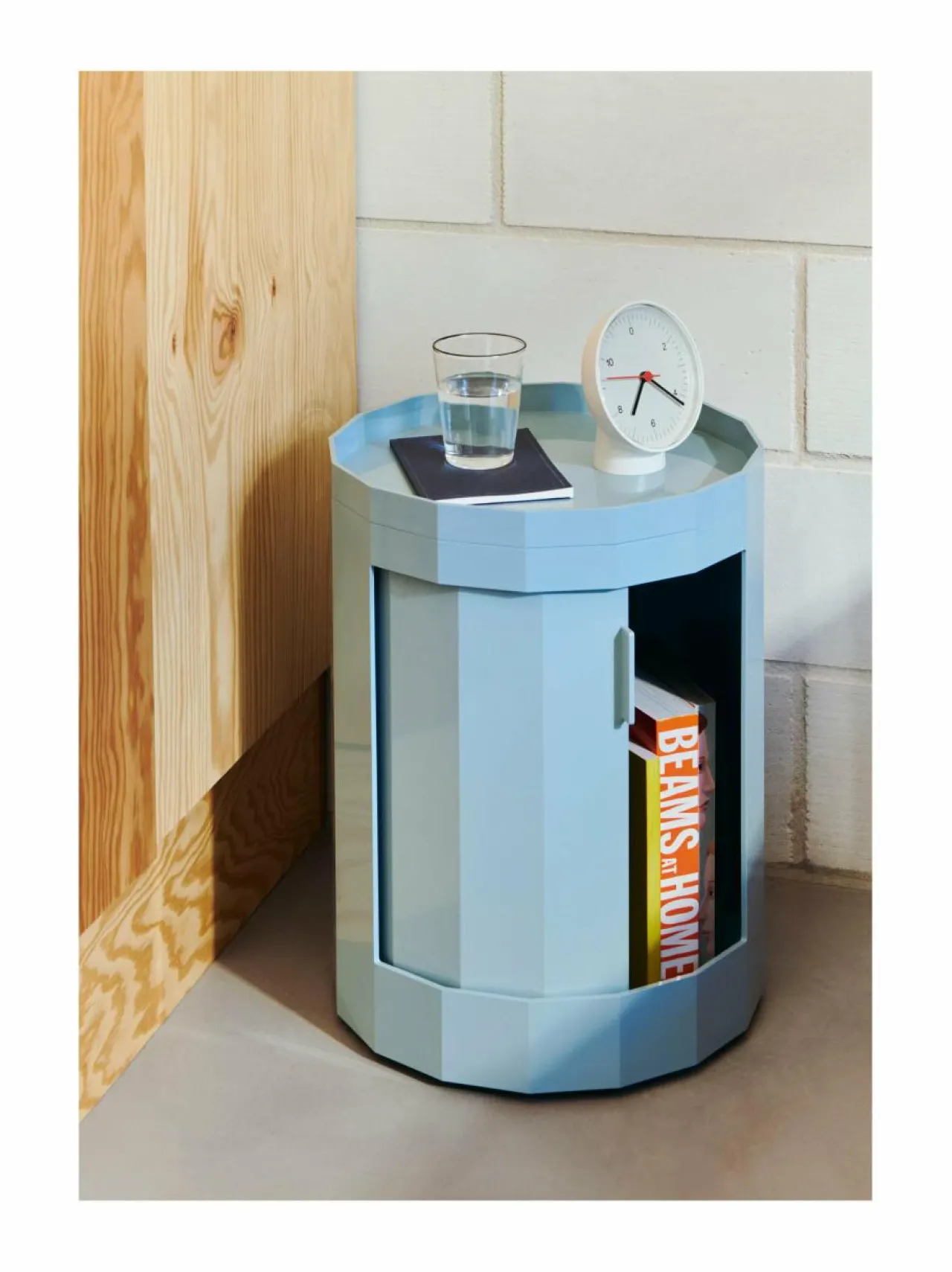 Lipastot & Tasot|HAY Facet Low -kaappi MISTY BLUE