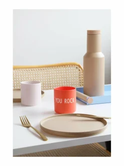 Mukit & Kupit & Asetit|Design Letters Favourite Cups -posliinikuppi 250 ml RED