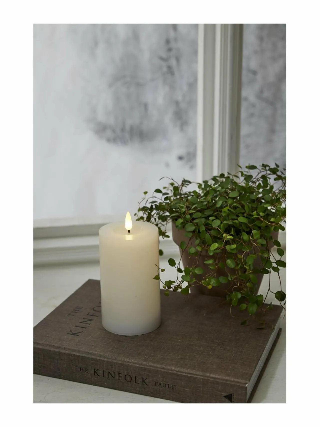 Jouluvalot|Star Trading Flamme Flow LED -kynttilä 7,5 x 7,5 x 15 cm VALKOINEN