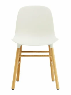 Tuolit & Jakkarat|Normann Copenhagen Form-tuoli VALKOINEN/TAMMI