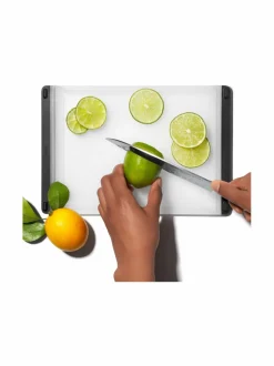 Keittiötarvikkeet|OXO Good Grips Prep -leikkuulauta 27 cm WHITE, BLACK