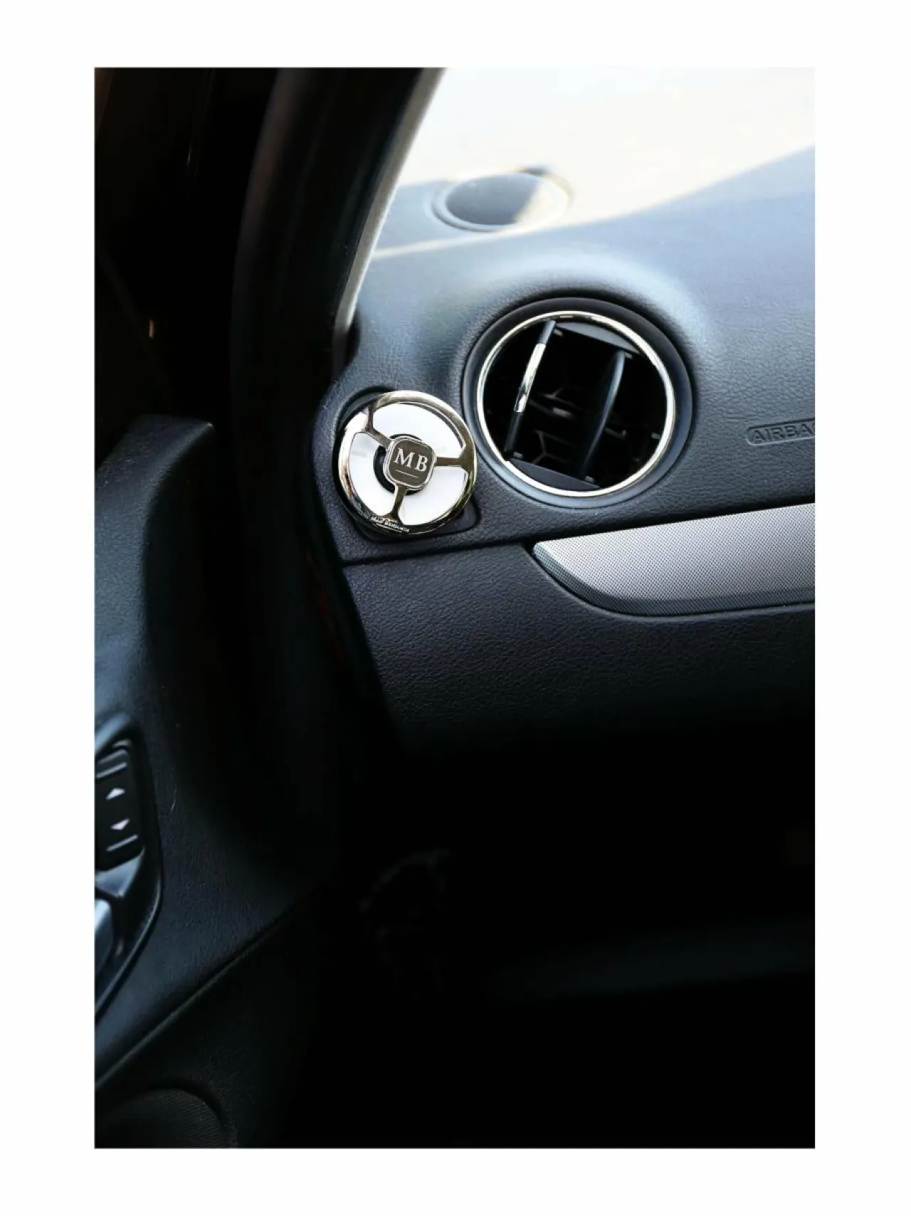 Huonetuoksut & Tuoksukynttilät|Max Benjamin Grapefruit Shores -autotuoksu YELLOW