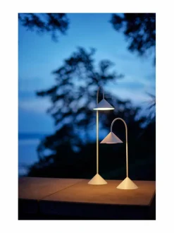 Pöytävalaisimet|Frandsen Grasp Portable -valaisin 72 cm MATT WHITE