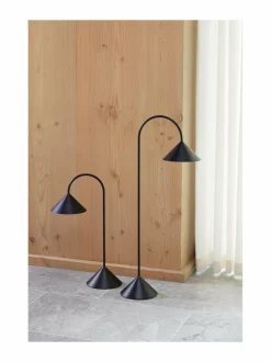 Pöytävalaisimet|Frandsen Grasp Portable -valaisin 72 cm MATT BLACK