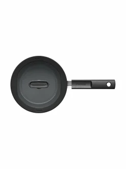 Keitto- & Paistoastiat|Fiskars Hard Face -kasari kannella BLACK