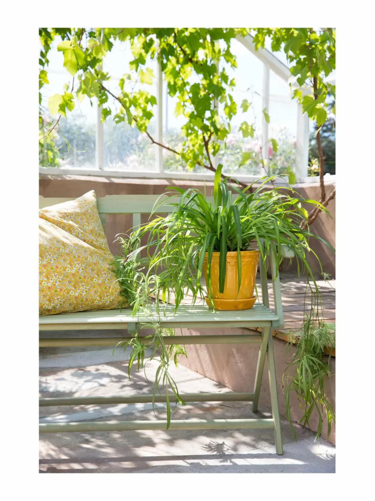 Ruukut & Istutusastiat|Bergs Potter Københavner-ruukku Ø 18 cm AMBER YELLOW