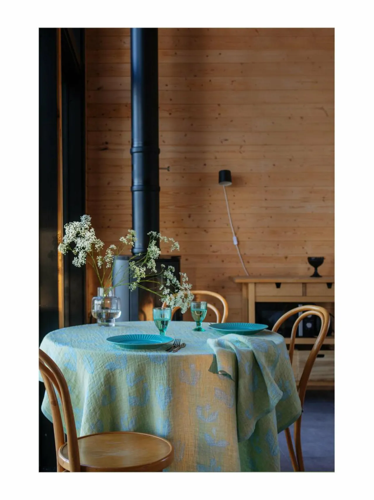 Keittiö- & Kattaustekstiilit|Lapuan Kankurit Kesäkukka-pellavapöytäliina 145 x 260 cm 1 LIME-LIGHT BLUE