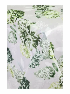 Sisustustyynyt|Huovat & Päiväpeitot|Pentik Kuningatar -pöytäliina 145 x 250 cm GREEN