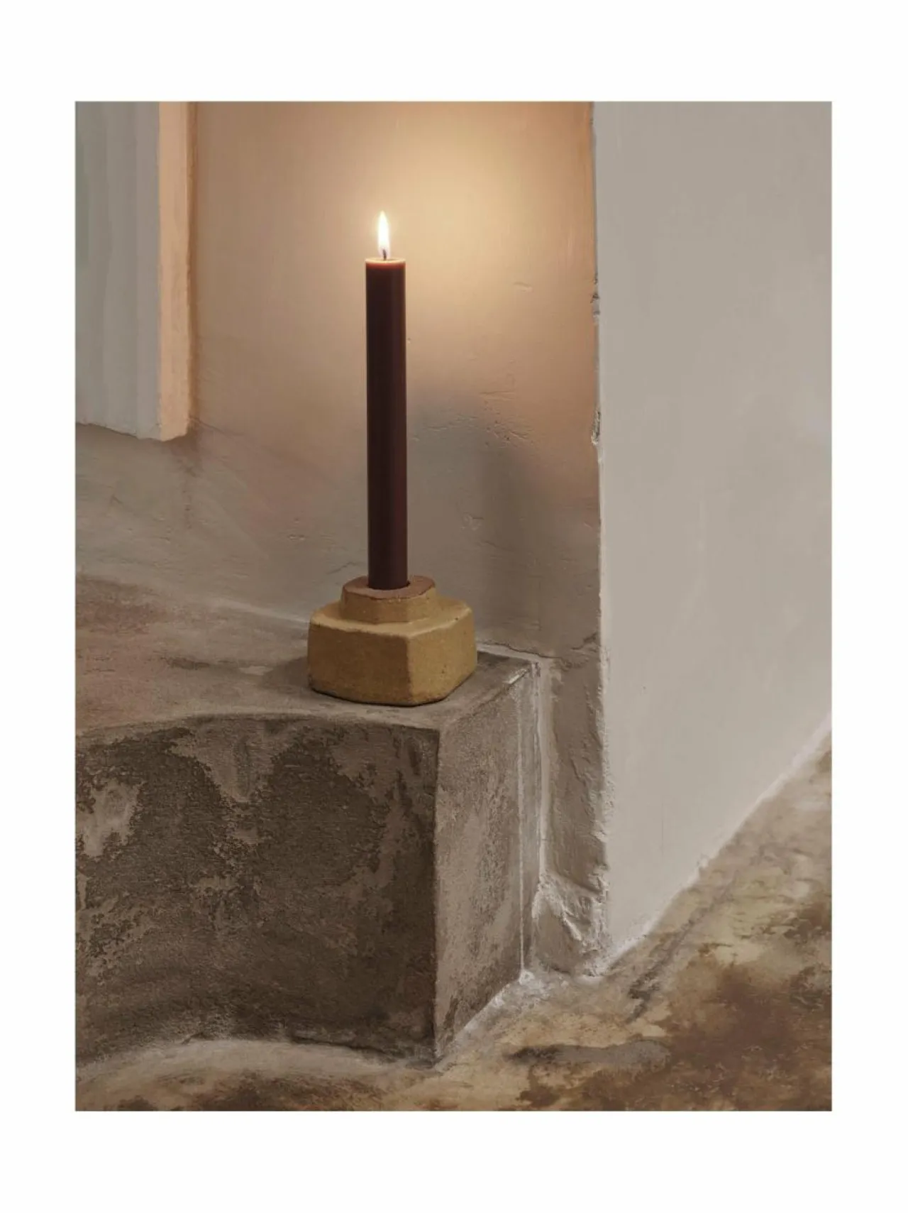 Kynttilät & Lyhdyt|Ferm Living Kurinu-kynttilänjalka HONEY