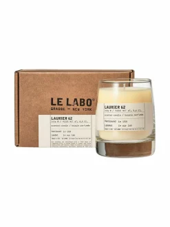Huonetuoksut & Tuoksukynttilät|Le Labo Laurier 62 Classic -tuoksukynttilä 245 g WHITE