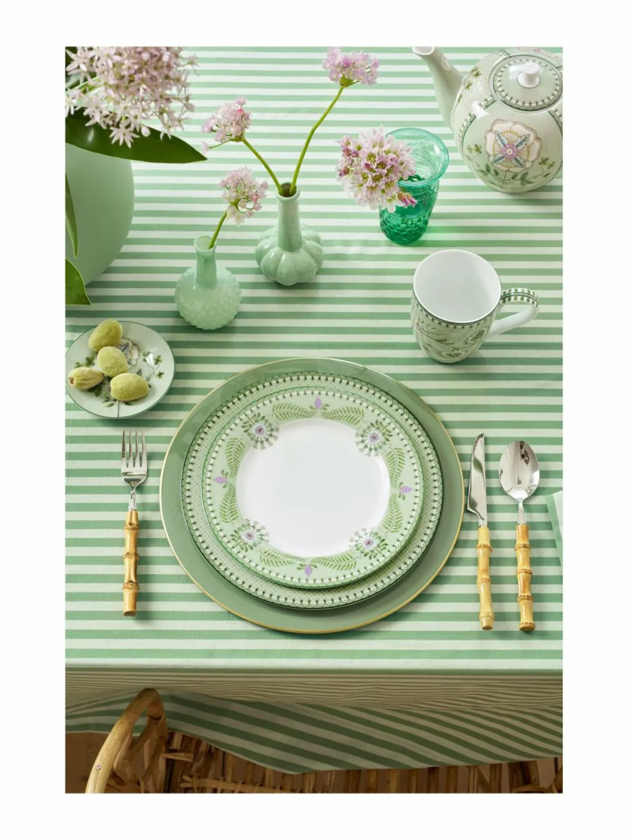 Lautaset & Kulhot|PIP Studio Lily & Lotus -posliinilautanen 23 cm LIGHT GREEN