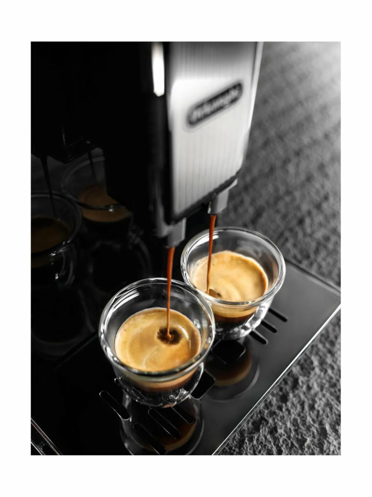 Kahvin- & Vedenkeittimet|Delonghi Maestosa EPAM960.75.GLM -kahviautomaatti BLACK