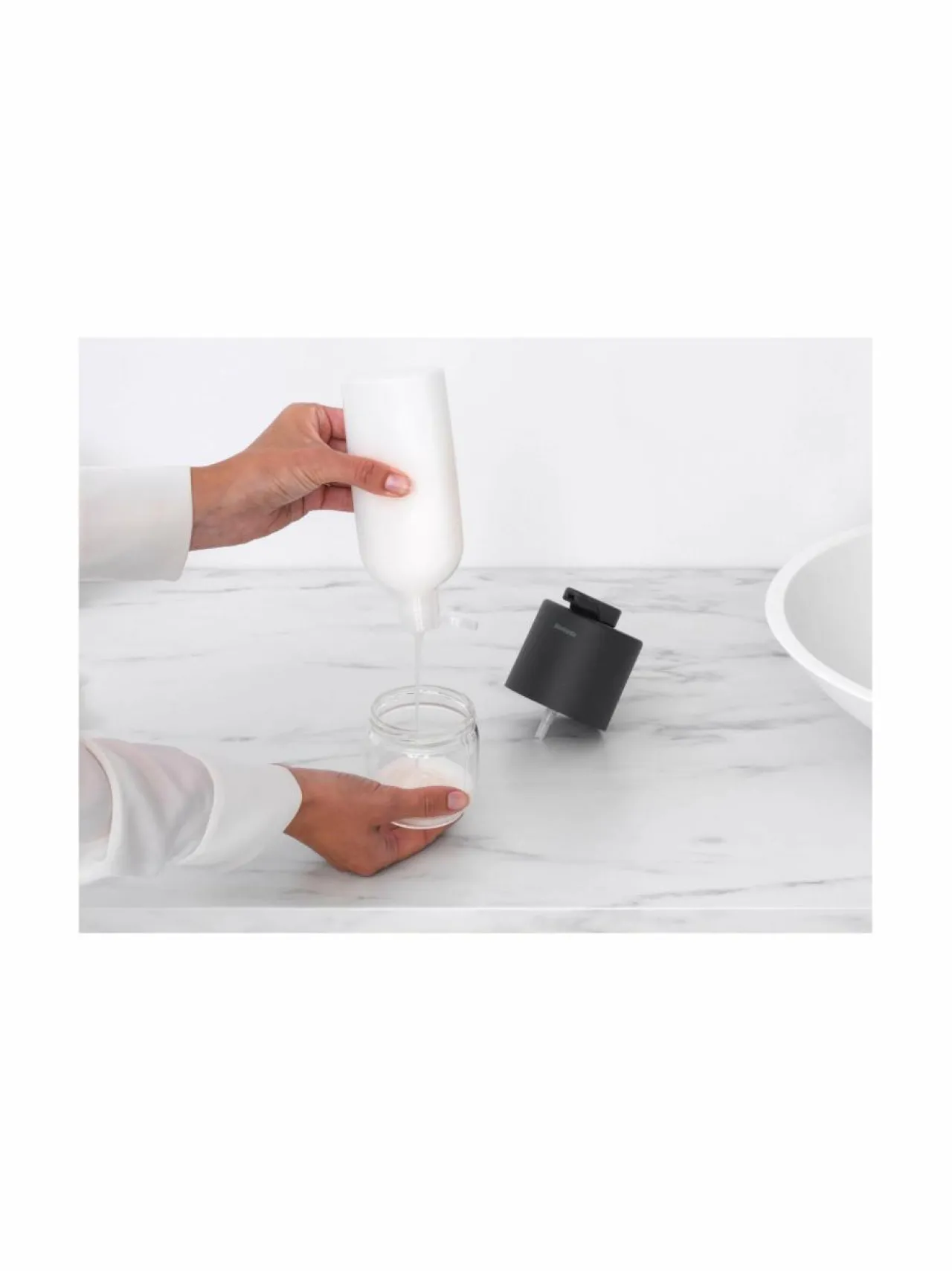 Kylpyhuonetarvikkeet|Brabantia MindSet-saippuapumppu MINERAL INFINITE GREY