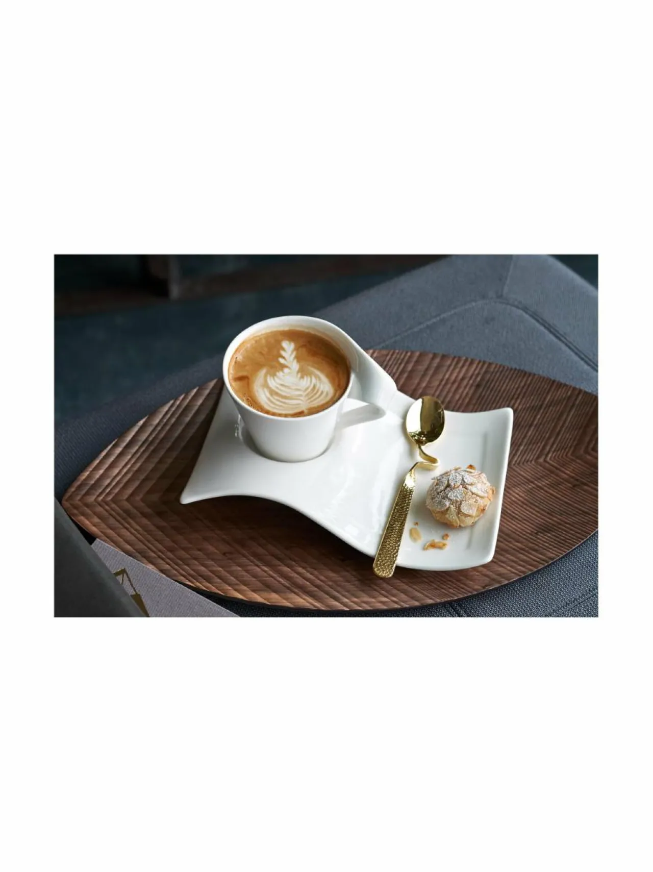 Tarjoiluastiat|Villeroy & Boch New Wave Caffè Party -lautanen 20 x 14 cm VALKOINEN