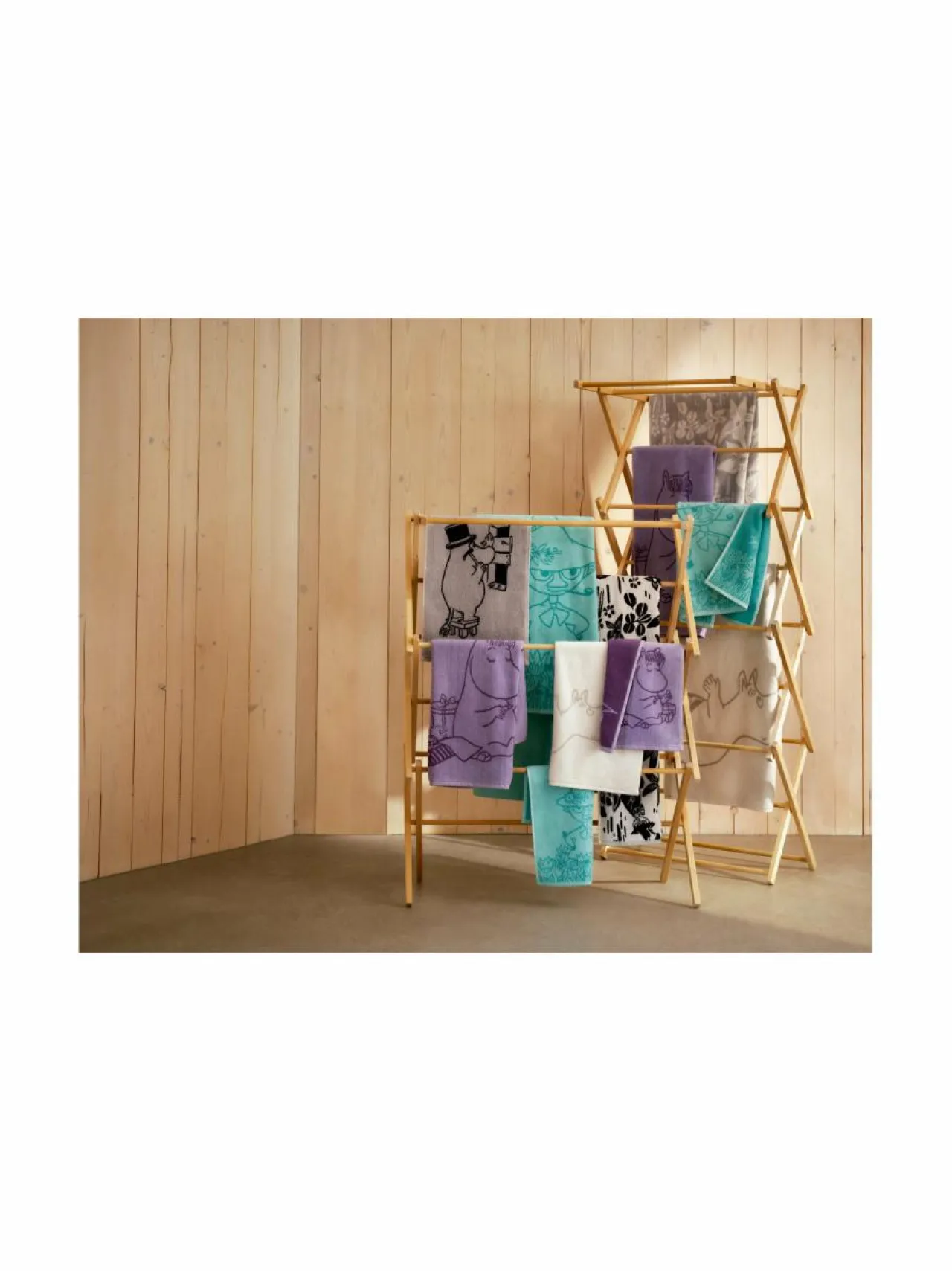 Kylpyhuonetekstiilit|Moomin Arabia Niiskuneiti-kylpypyyhe 70 x 140 cm MULTICOLOR