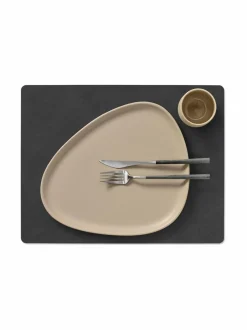 Keittiö- & Kattaustekstiilit|Lind DNA Nupo Square L -pöytätabletti BLACK