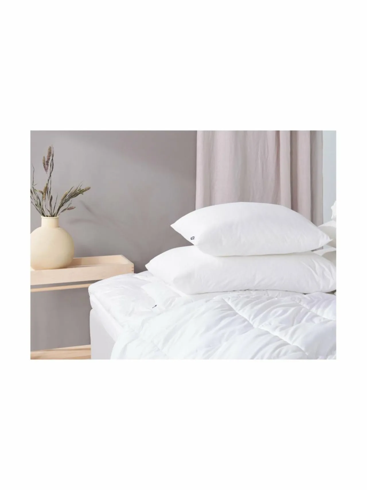 Peitteet & Tyynyt|Familon Original-tyyny 50 x 60 cm, 600 g WHITE