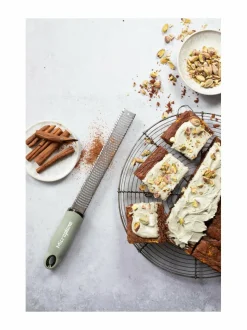 Keittiötarvikkeet|Microplane Premium-raastin SAGE GREEN