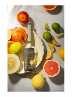 Keittiötarvikkeet|Microplane Professional Fine -raastin STEEL