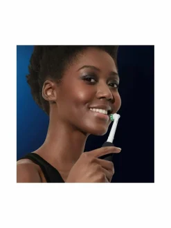 Hampaidenhoito|Oral-B PRO1-sähköhammasharja BLACK