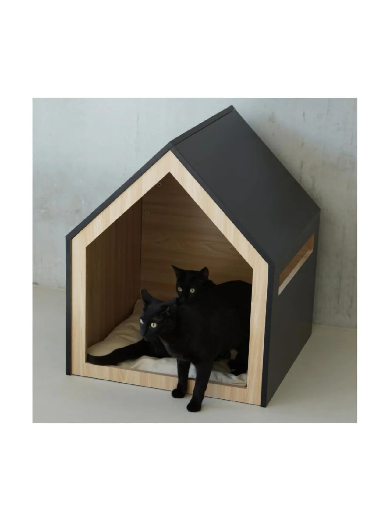 Pedit Ja Makuualustat|Studio Animaux Puinen lemmikkitalo - Symmetrinen