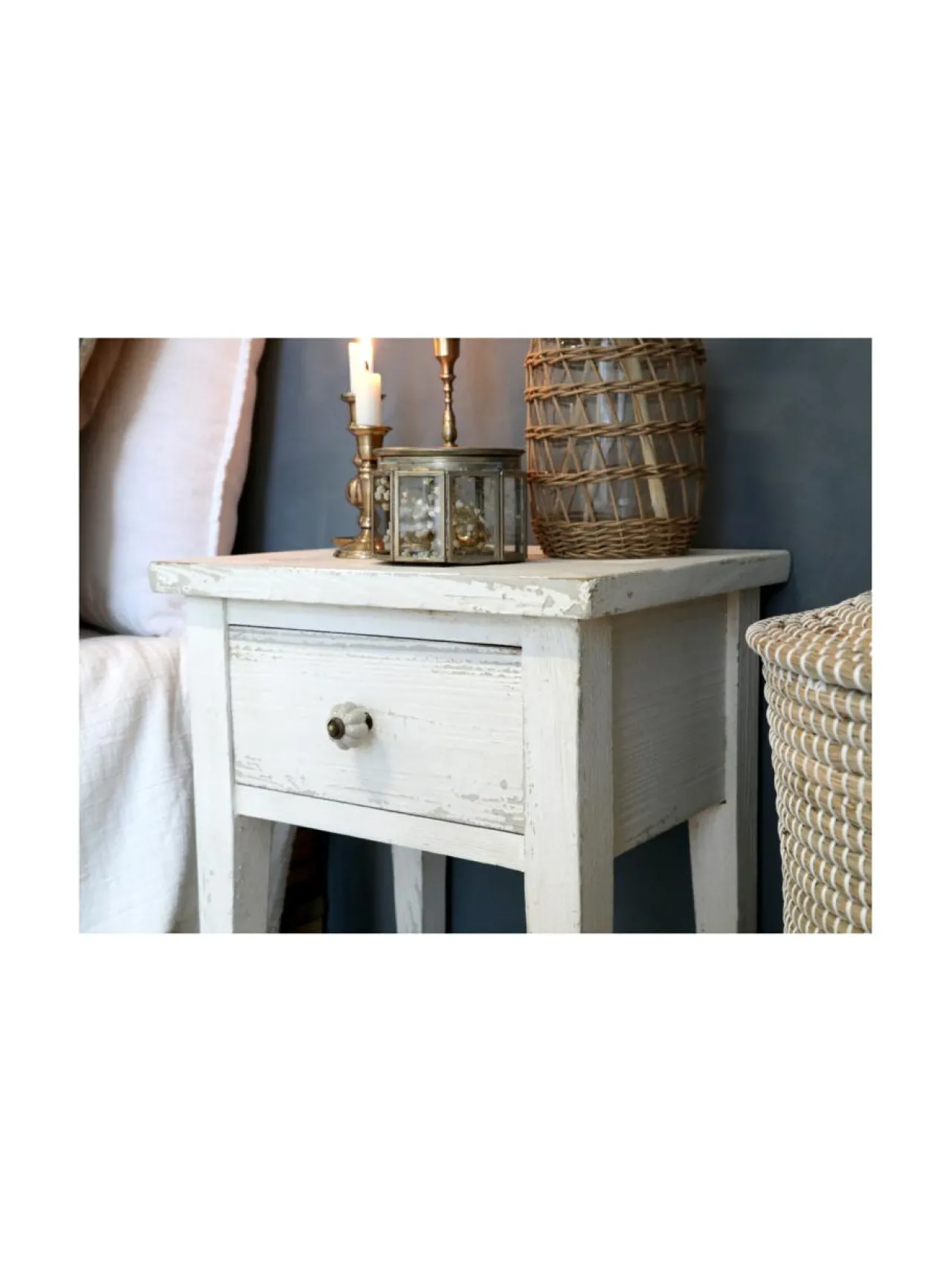 Pöydät|Madam Stolz Pöytä laatikolla ANTIIKKI KERMA