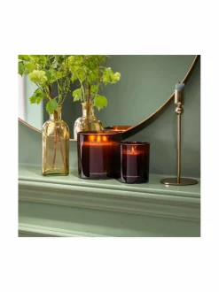 Huonetuoksut & Tuoksukynttilät|Molton Brown Re-Charge Black Pepper Signature -tuoksukynttilä 190 g