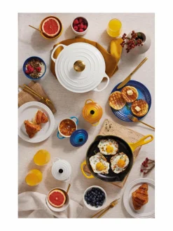 Keitto- & Paistoastiat|Le Creuset Signature Round -valurautapata 24 cm WHITE