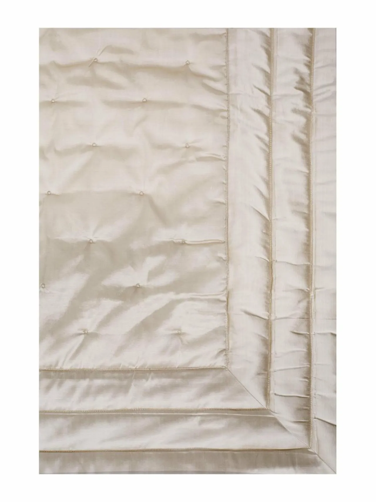 Huovat & Päiväpeitot|Villa Stockmann Silky- tikattu silkkipäiväpeite SAND OATMEAL 13-0401TPX