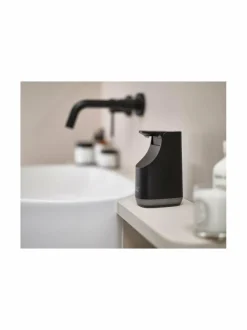Kylpyhuonetarvikkeet|Joseph Joseph Slim Compact -saippuapumppu 350 ml MATT BLACK