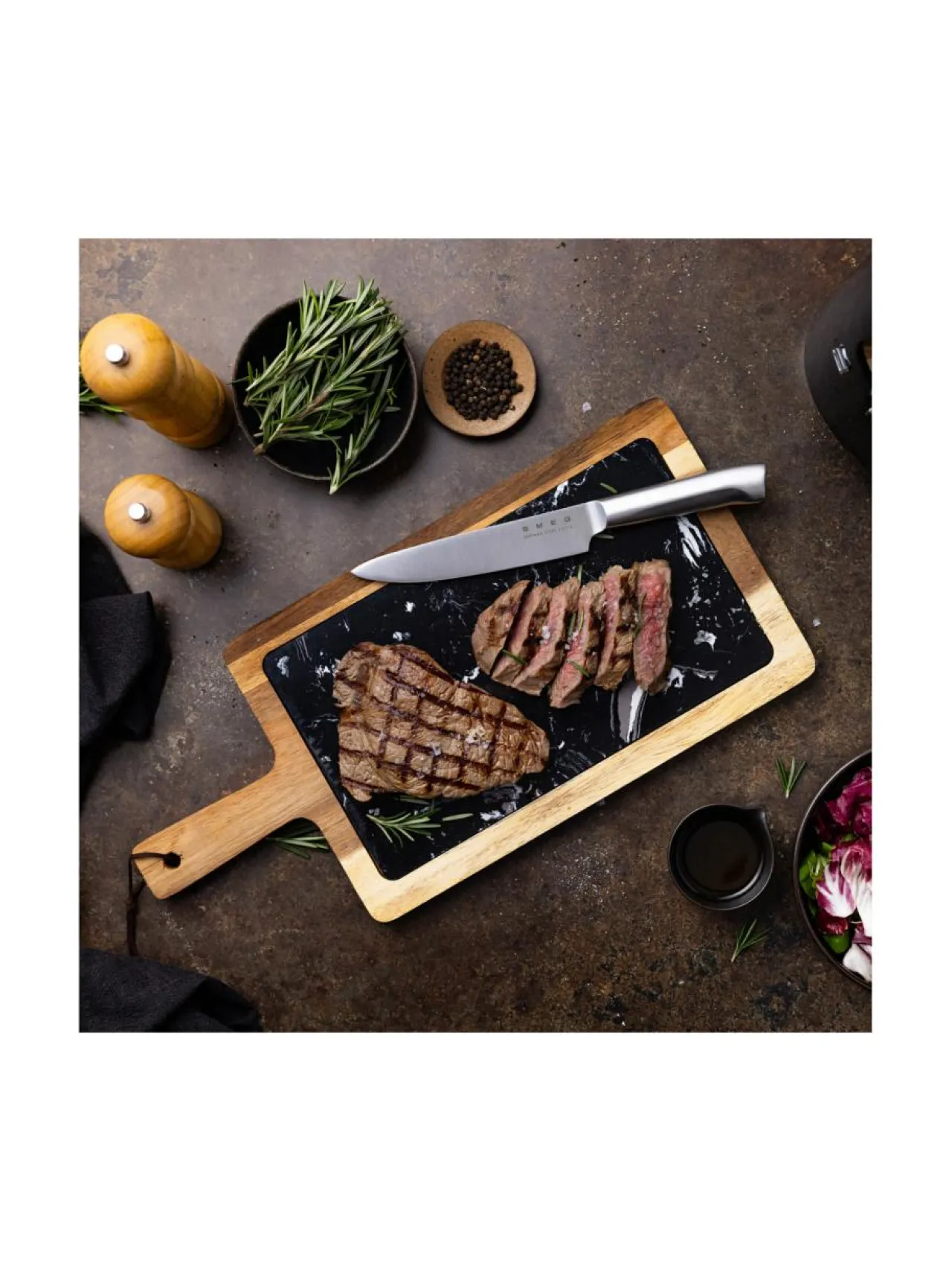 Keittiötarvikkeet|Smeg veitsisetti KBSF02BL musta