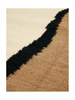 Matot|Ferm Living Soil Kelim -villamatto DARK SAND/OFF-WHITE