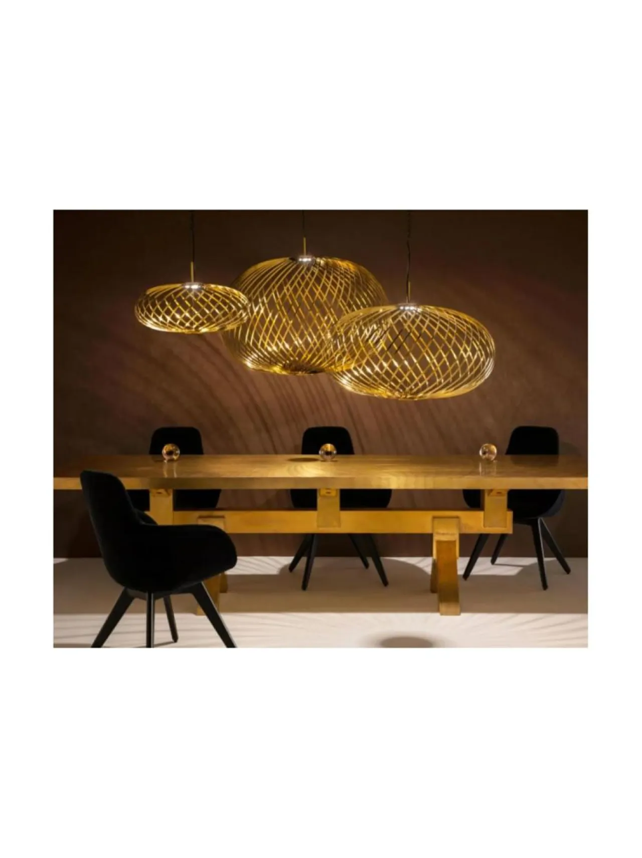 Kattovalaisimet|Tom Dixon Spring-riippuvalaisin MESSINKI