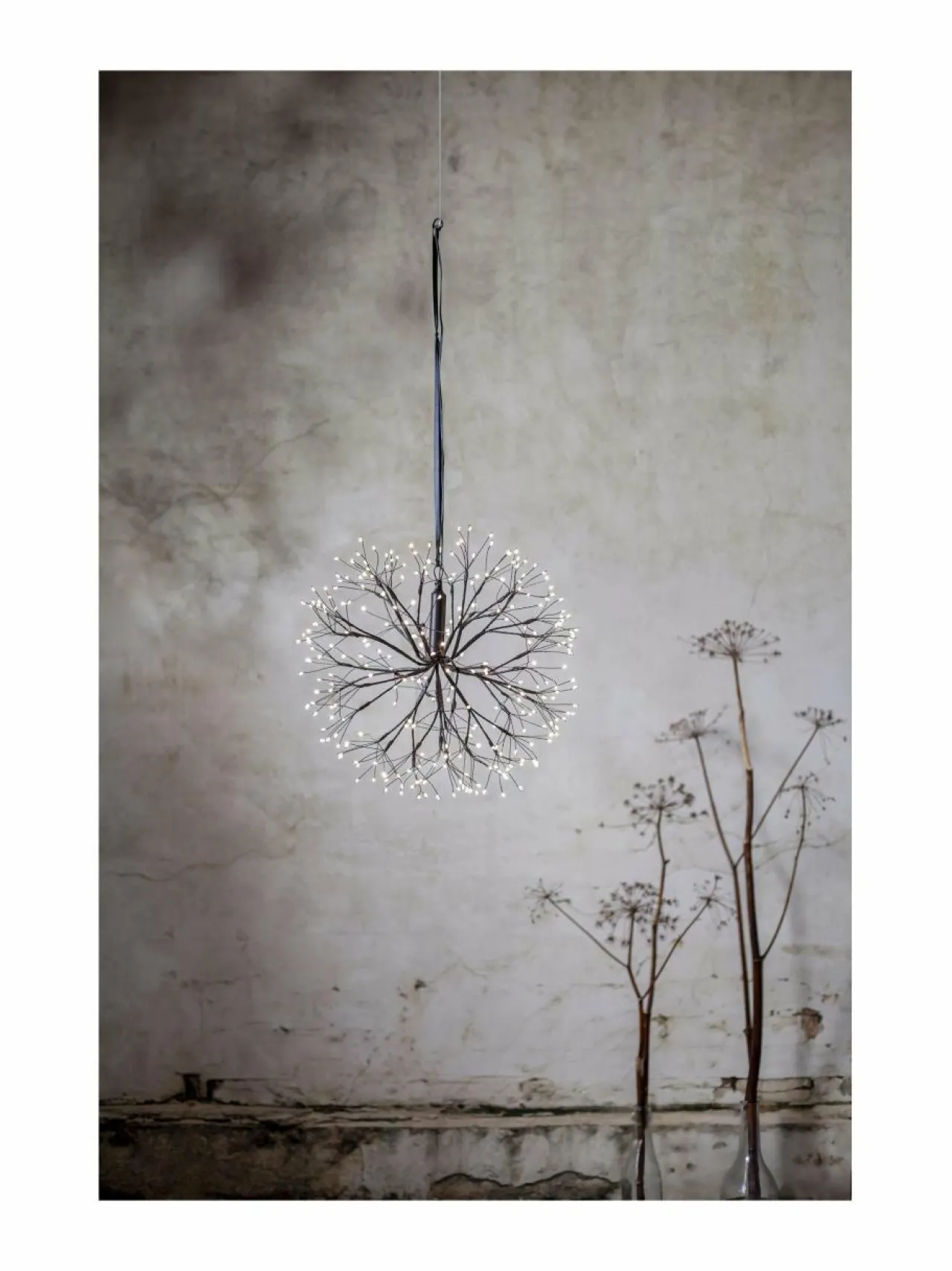 Muut Joulukoristeet|Koriste-Esineet|Star Trading Stardust LED -koristevalaisin, ulko- ja sisäkäyttöön 40 x 40 x 40 cm MUSTA