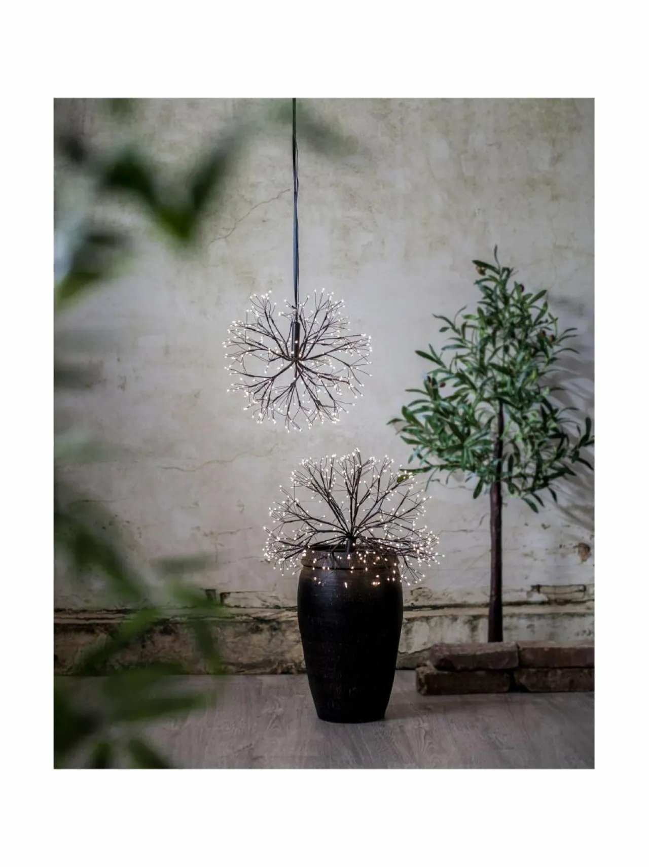 Muut Joulukoristeet|Koriste-Esineet|Star Trading Stardust LED -koristevalaisin, ulko- ja sisäkäyttöön 40 x 40 x 40 cm MUSTA