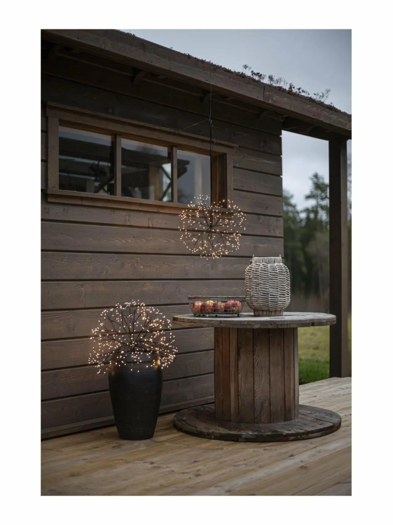 Muut Joulukoristeet|Koriste-Esineet|Star Trading Stardust LED -koristevalaisin, ulko- ja sisäkäyttöön 40 x 40 x 40 cm MUSTA