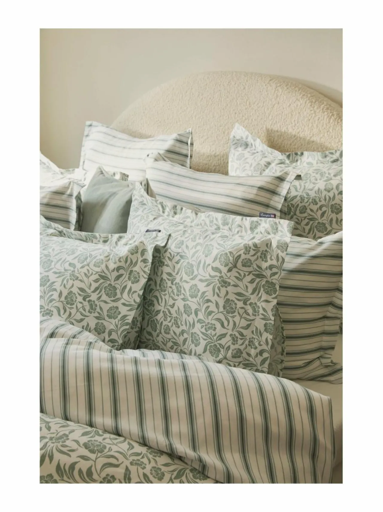 Liinavaatteet|Lexington Striped Poplin -pussilakanasetti WHITE/EUCALYPTUS