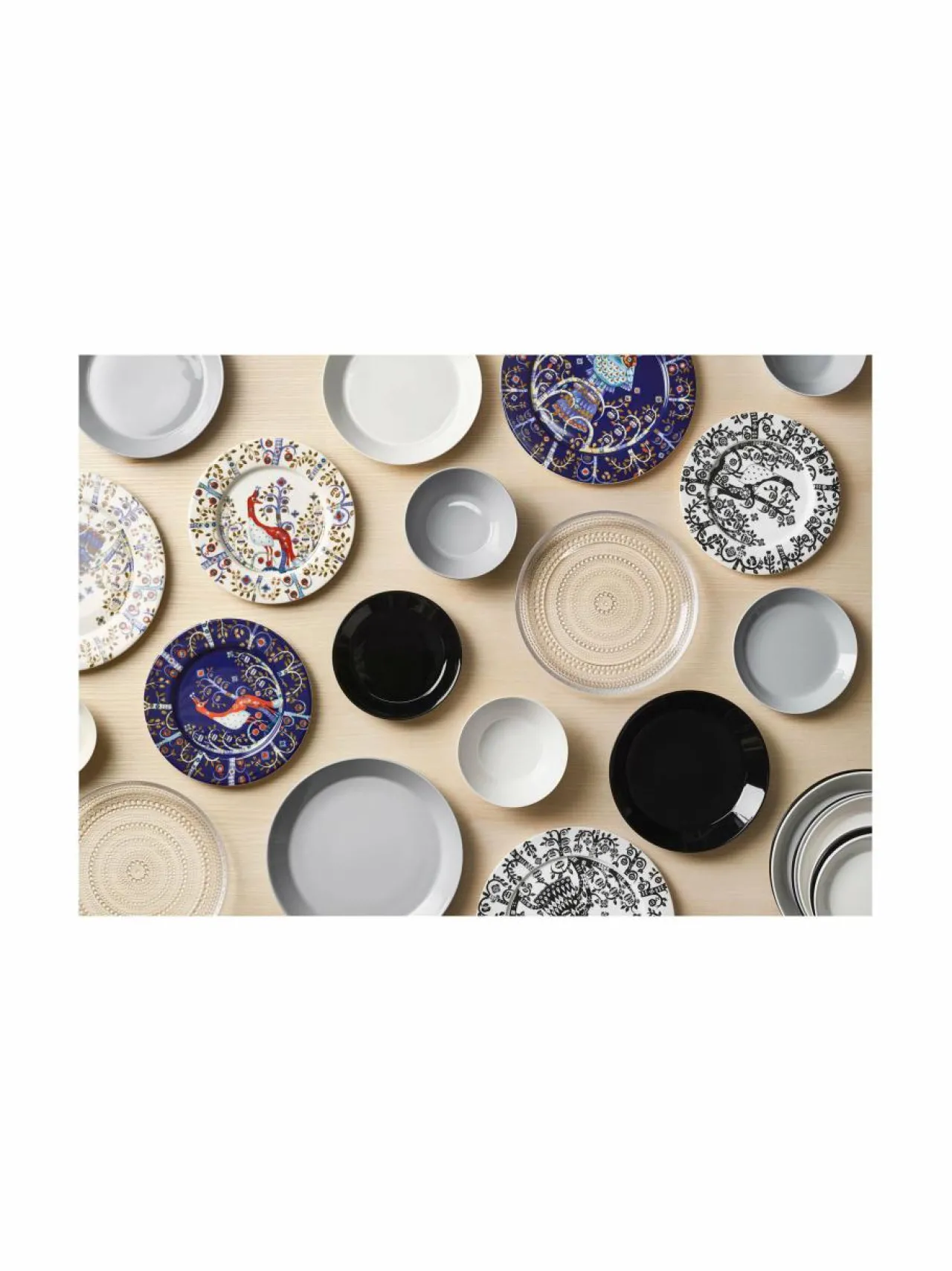 Lautaset & Kulhot|Iittala Taika-lautanen 22 cm VALKOINEN