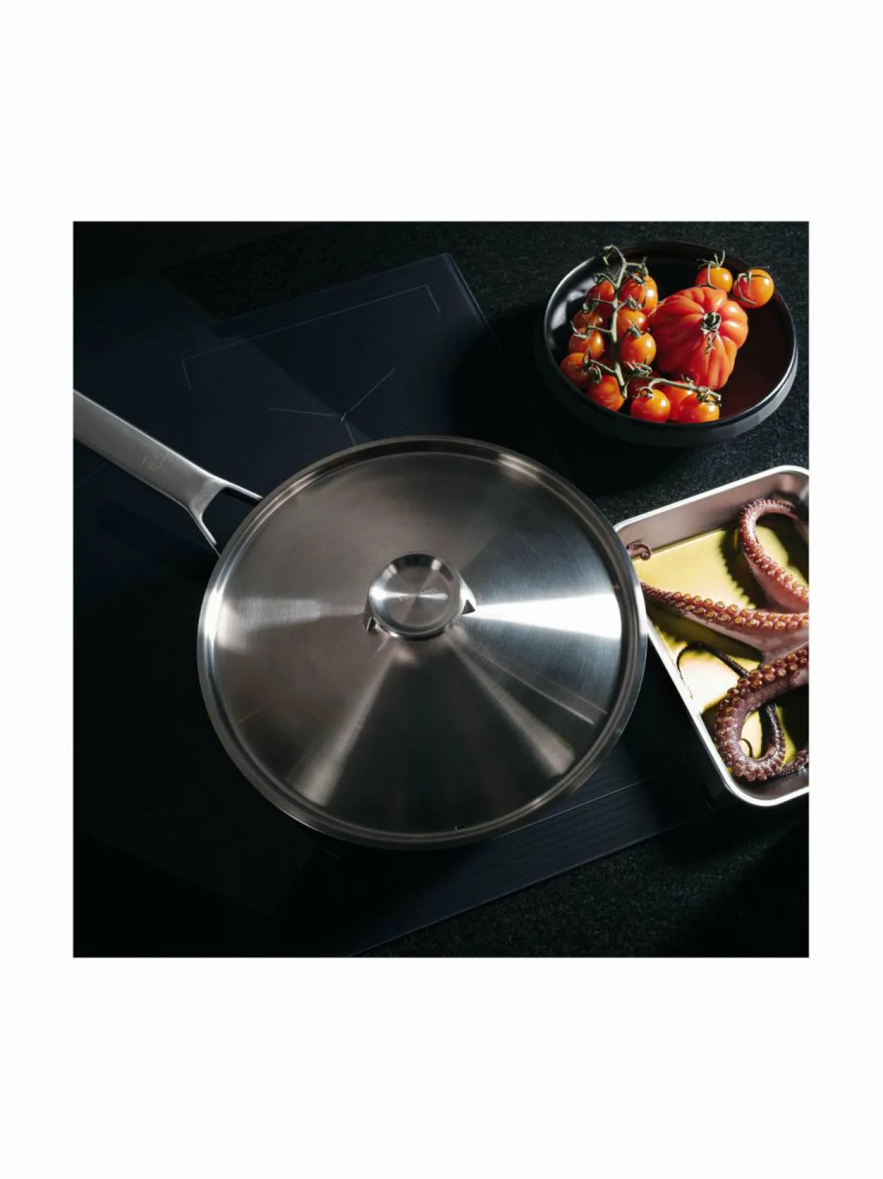 Keitto- & Paistoastiat|Fiskars Taiten -paistokasari, 26 cm BLACK